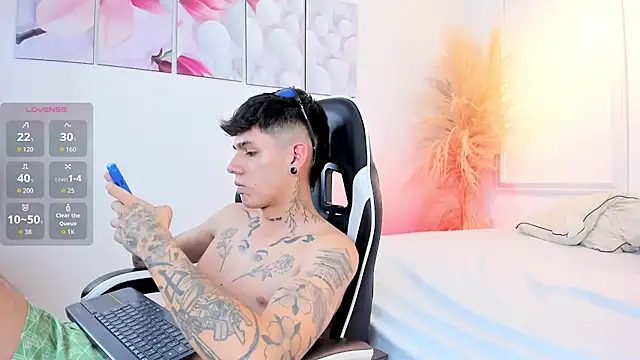 Tommy_valverde webcam