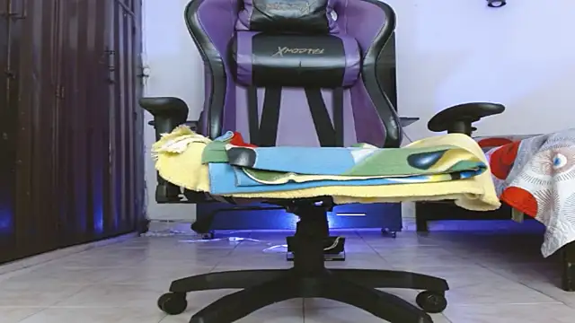 Alanni_parker webcam