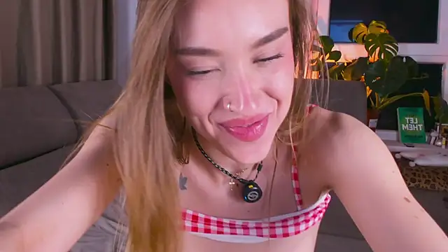 SugarSkye webcam