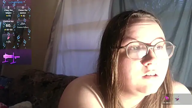 turtlelady420 - TurtleLady420's free webcam - UK Sex Cams