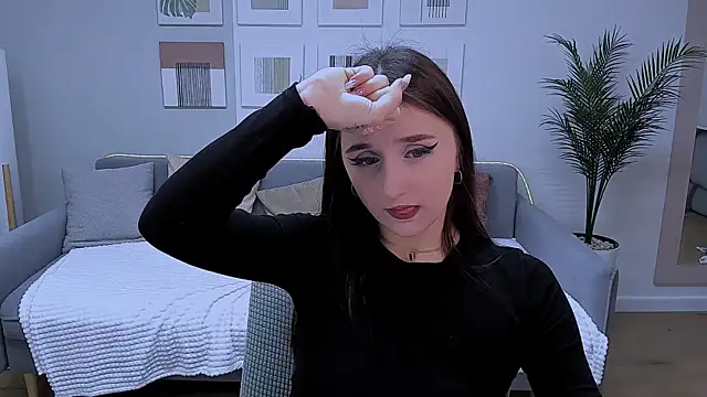JulietteMonli webcam