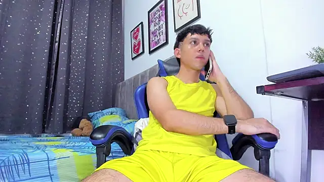 The_skinnyguys webcam