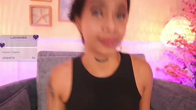 MeganLowell webcam