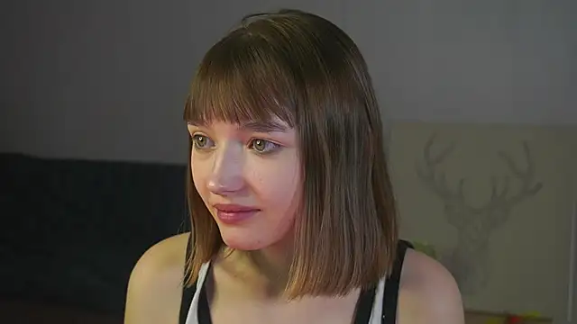 Leyla_crsh webcam