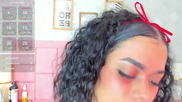 helen_zen webcam