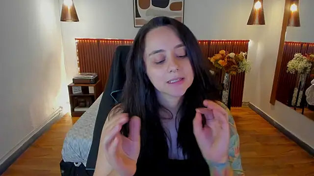 KatherineBond webcam