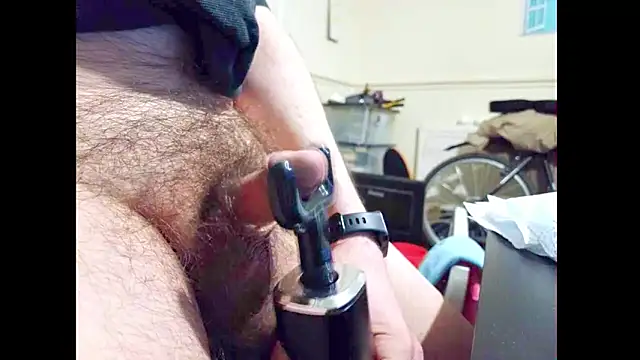 Preview of hairyuncut00