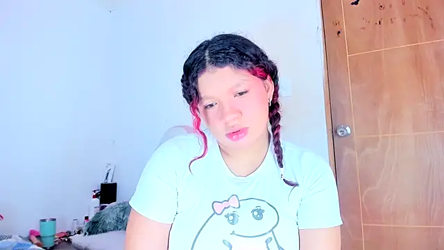 Emily_Coper18 webcam