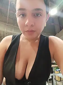 Julieth_hot-69 webcam
