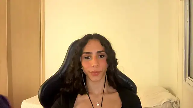 TakakoAthan webcam
