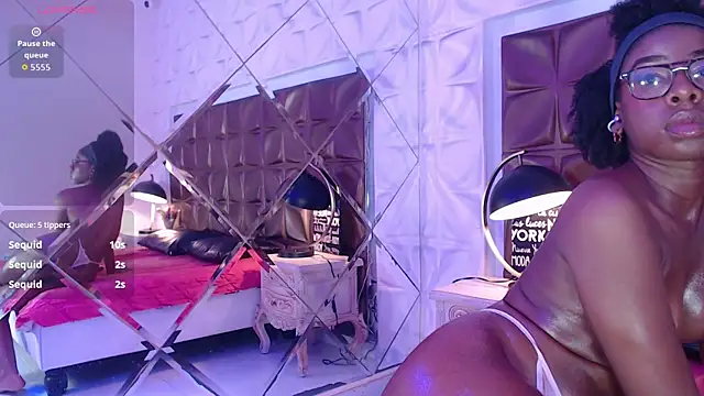 MelodyBlazze webcam