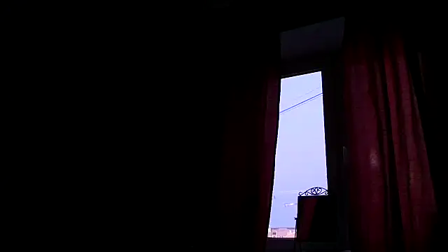 Julia_Bright webcam