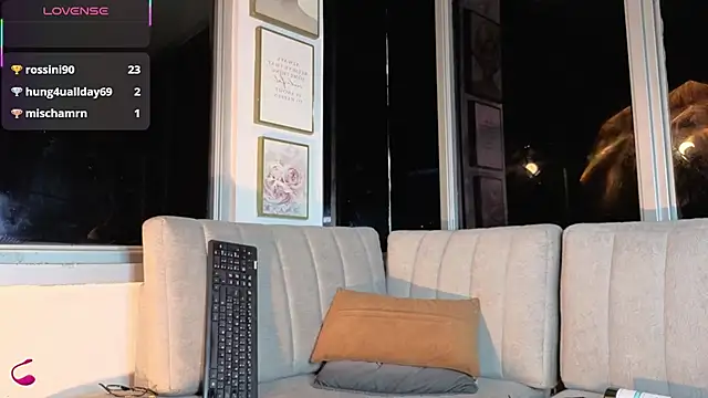 Daphne_chers webcam