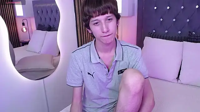 Emo_Boy_ webcam