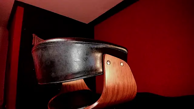 PervertedMissCloe webcam