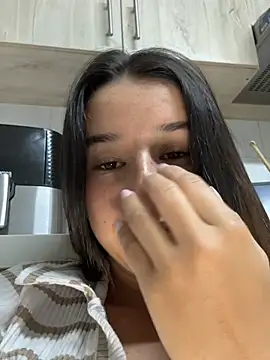 Webcam Model (Elaarajim)  is live.Free join now!