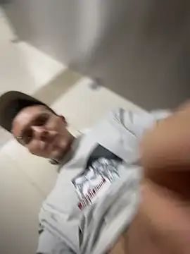 adam-rivera webcam