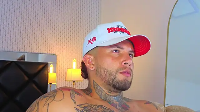 matthew_lennox_ webcam