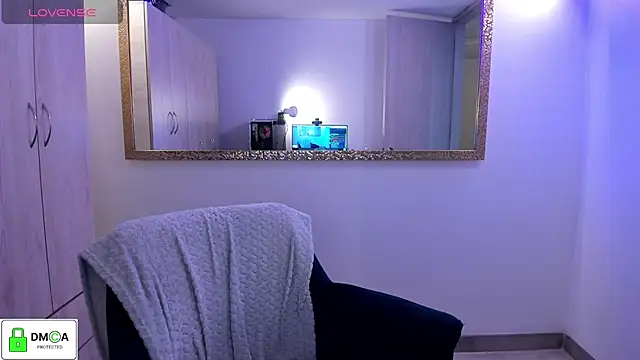 EricaVanderhill live sex cam