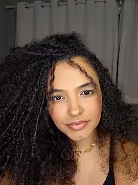 QeenPandinha from StripChat is Freechat