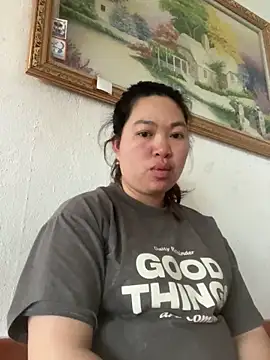 Nhung584 webcam