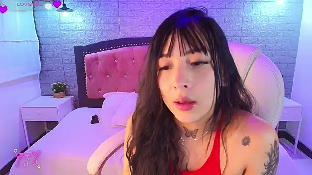skadhi_ webcam