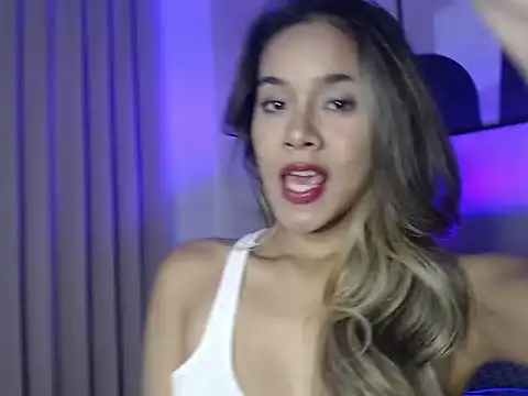 lilypeachxx webcam