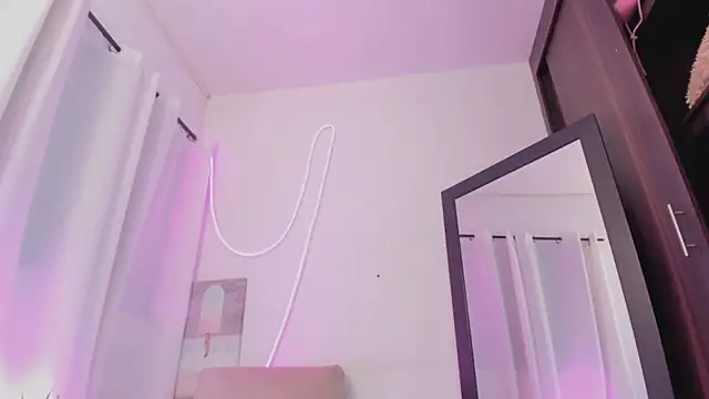athenaking webcam