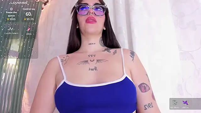 Daniella_Wildx webcam