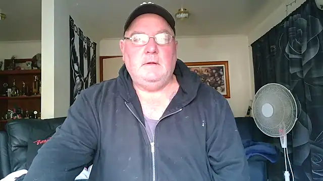 KINKYBLUEYES69 webcam