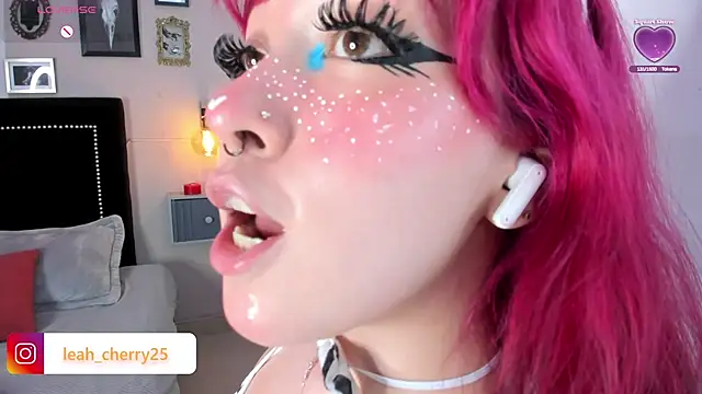 Leah_cherry webcam