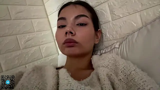 MarylnMonnier webcam