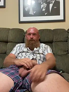 32XRedBeard Live Webcam on Stripchat