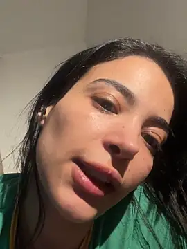 Webcam Model (Naughty_Arab_girl)  is live.Free join now!