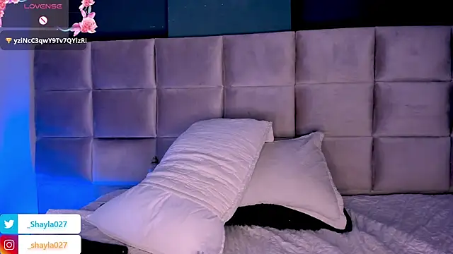 Shayla27 webcam