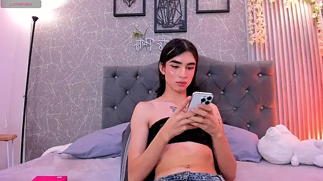 lana_gill1 webcam