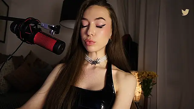supreme_dominatrix webcam