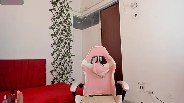 LisaTepes webcam