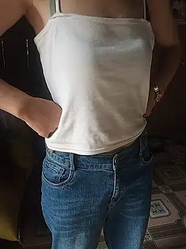 Daisyy-xxx webcam