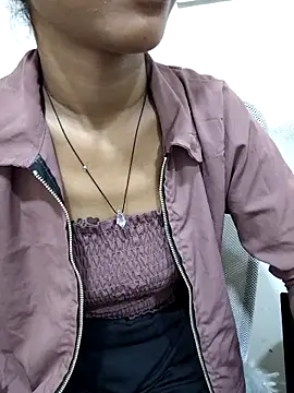 Roni_cpl webcam