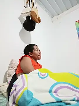 Bigassmommy_x webcam