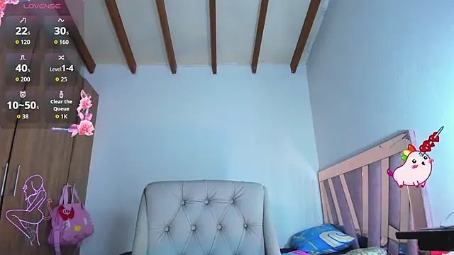 SkyeGabbyRose webcam