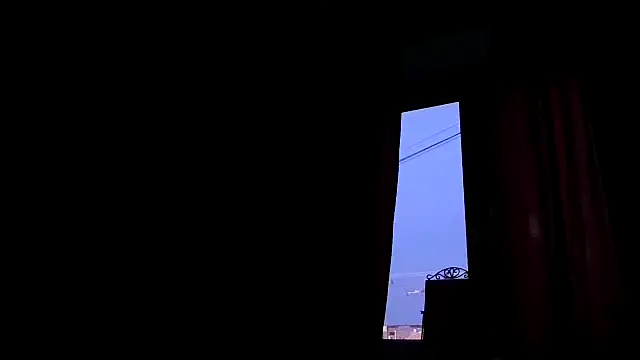 Julia_Bright webcam