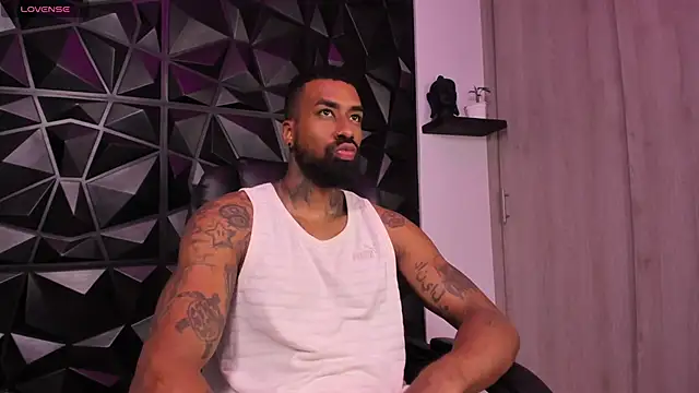 OstinDaniels webcam