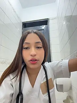 MiaCamille_ webcam