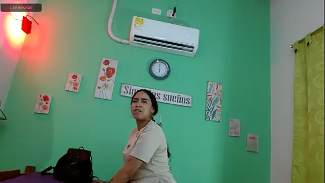 lucerodelamanana343 webcam