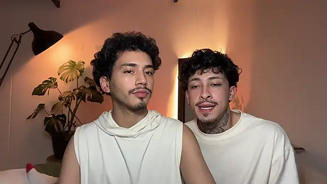 Noah_and_Steven webcam