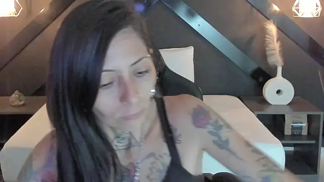 dark_gotica webcam