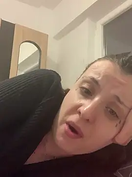 bunnythetailor webcam