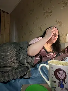 Naughtbaby_2025 webcam